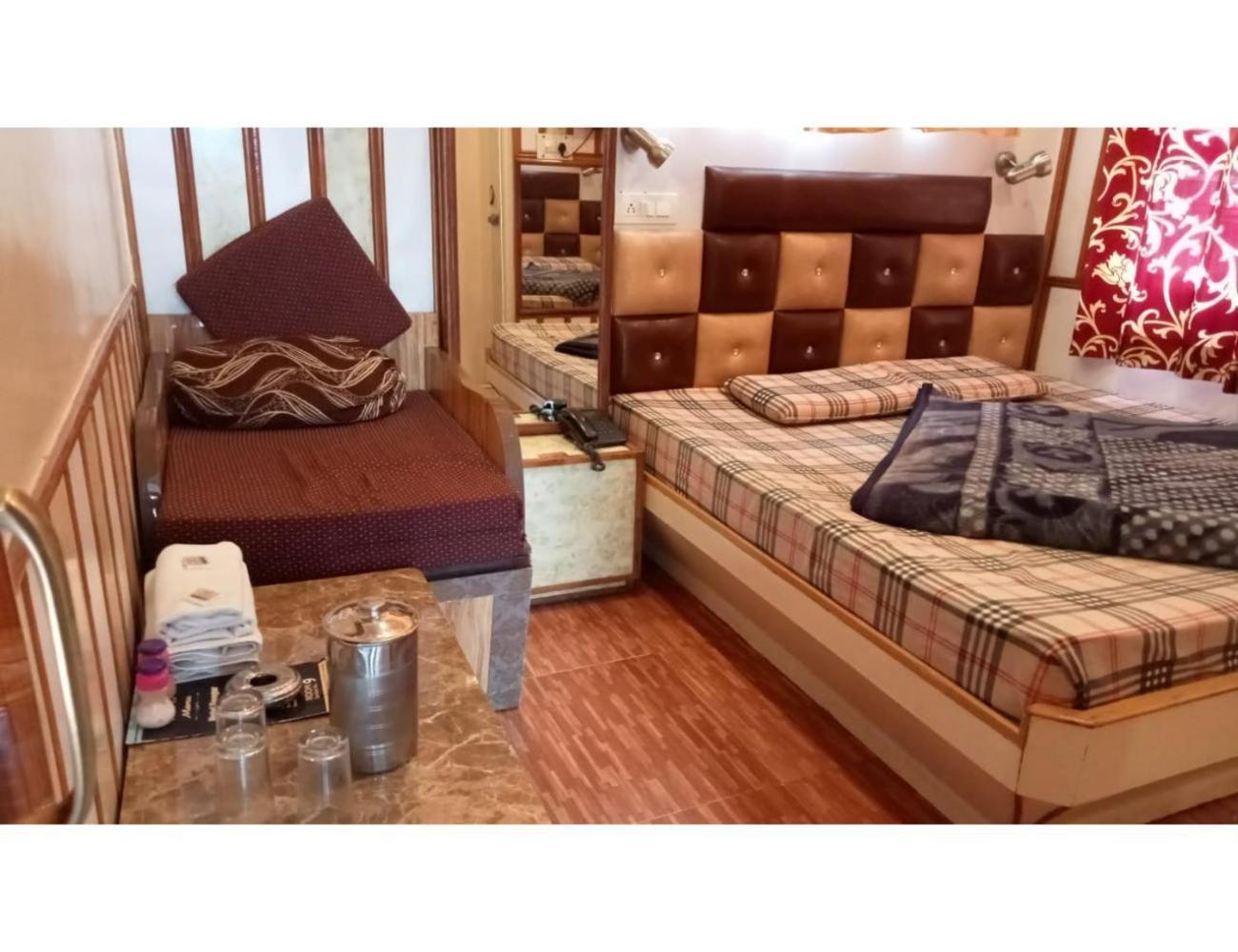 Hotel Doegar, 西姆拉 外观 照片